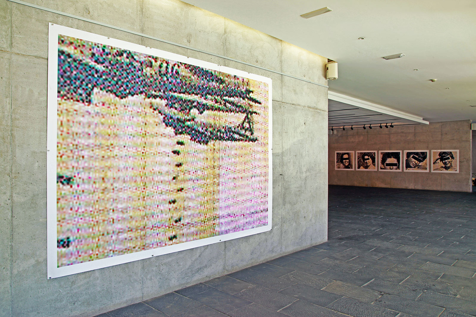 02_weisser-als-weiss-richters-koepfe_francisco-paco-carrascosa_jet1_gandia-ausstellung-es