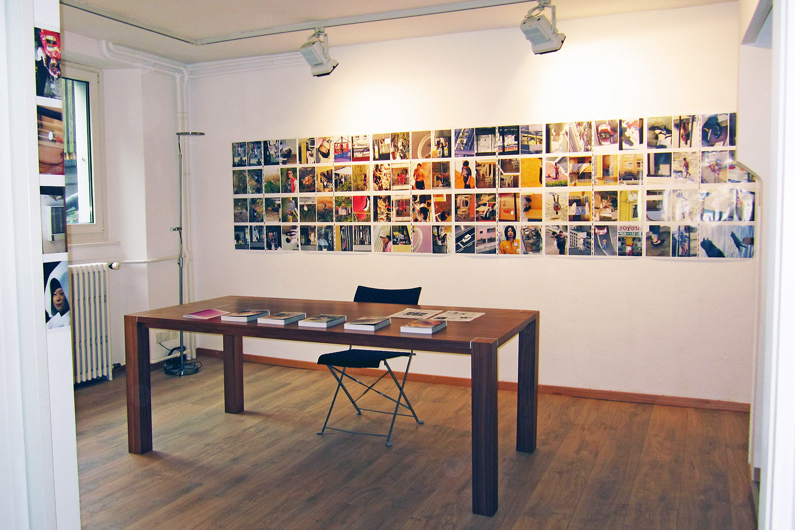 04ab_buchhandlung-bodmer_galerie-granat-apfel_jwob_francisco-paco-carrascosa