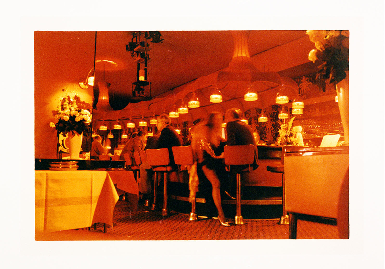 14_ausstellung_wichtige-bilder_terrasse_francisco-paco-carrascosa1